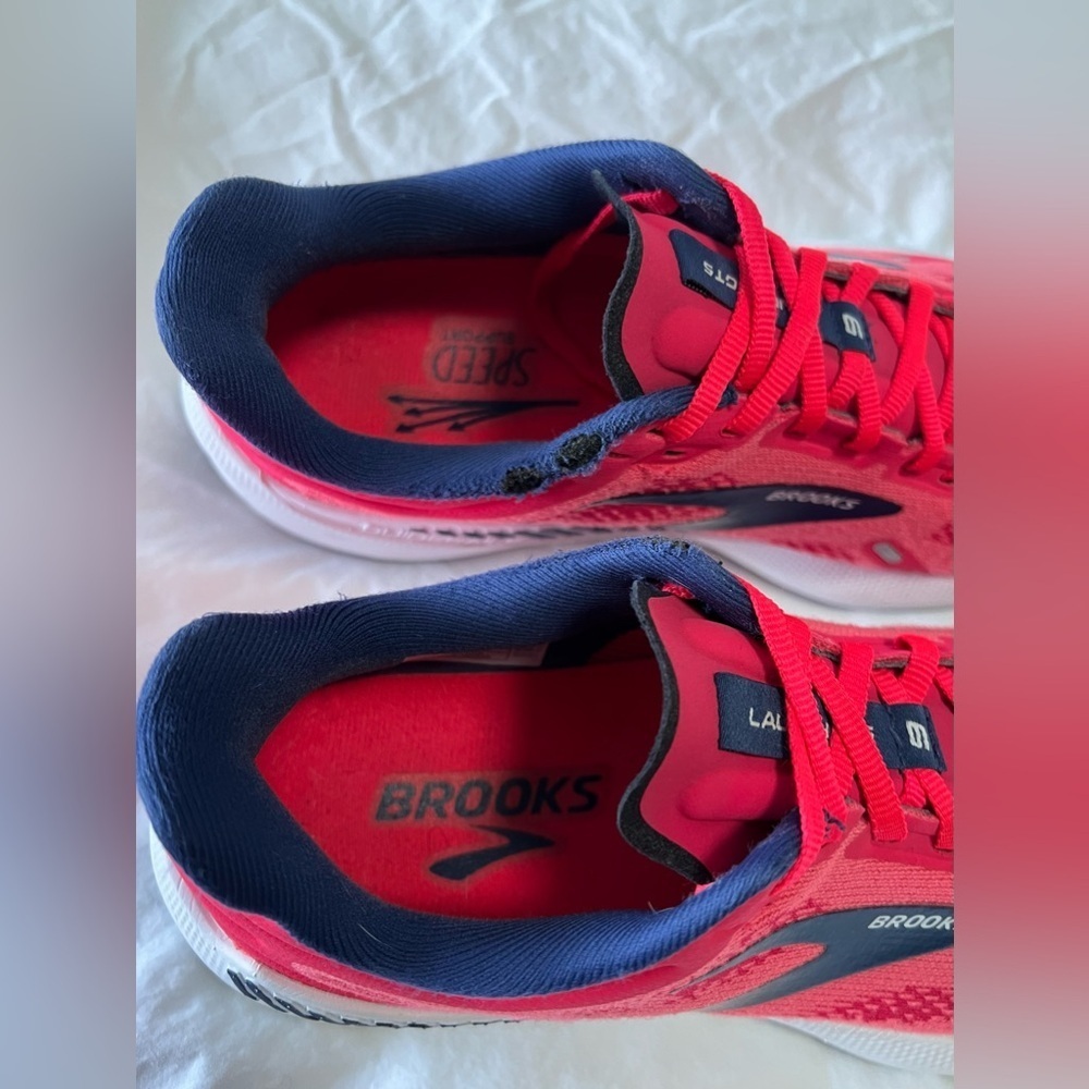 Brooks Launch GTS 9 Women’s Size 8.5 B Hot Pink Blue 12829 Running Walking - Picture 3 of 12